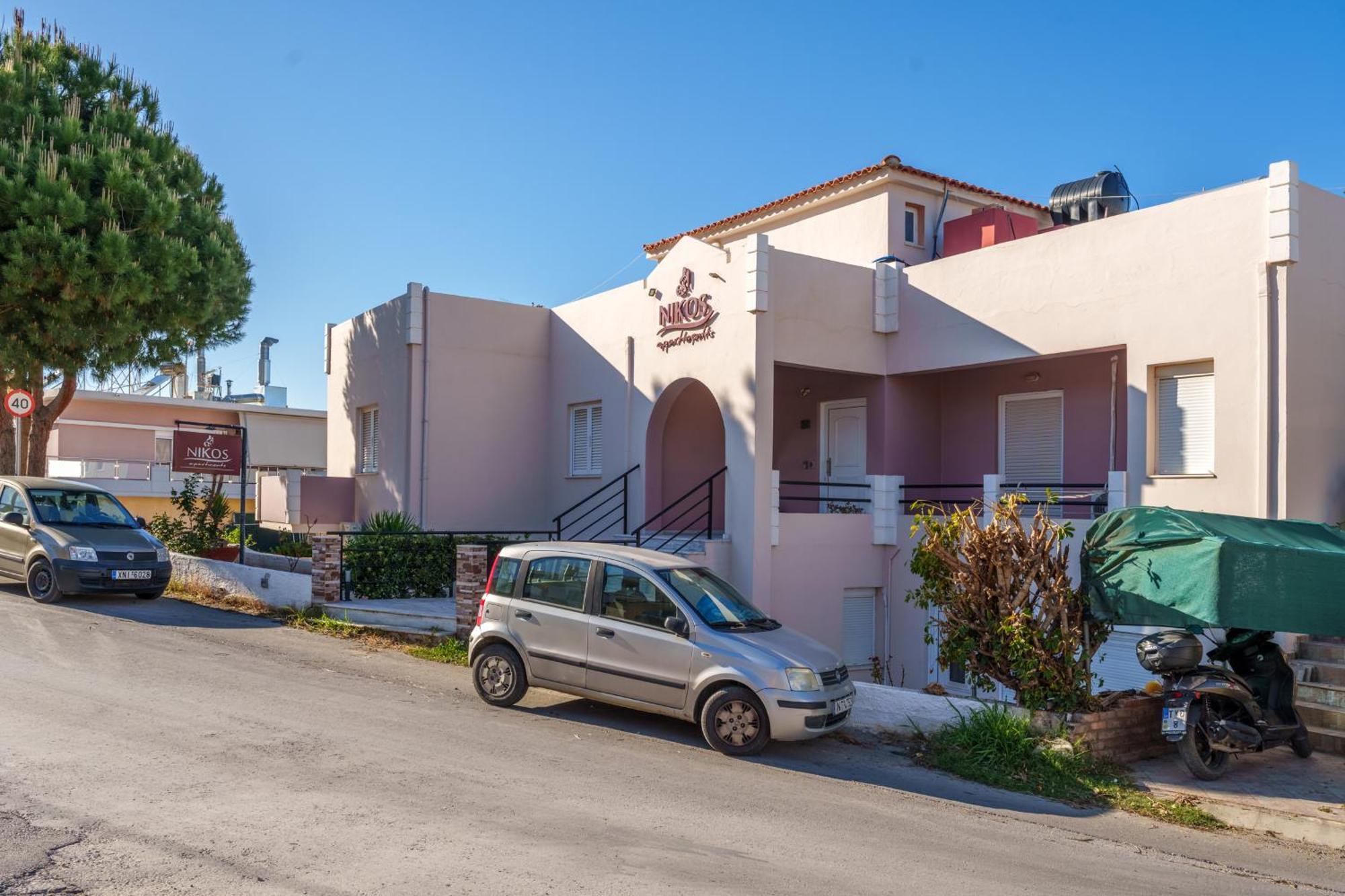 Nikos Apartments Агия-Марина Экстерьер фото
