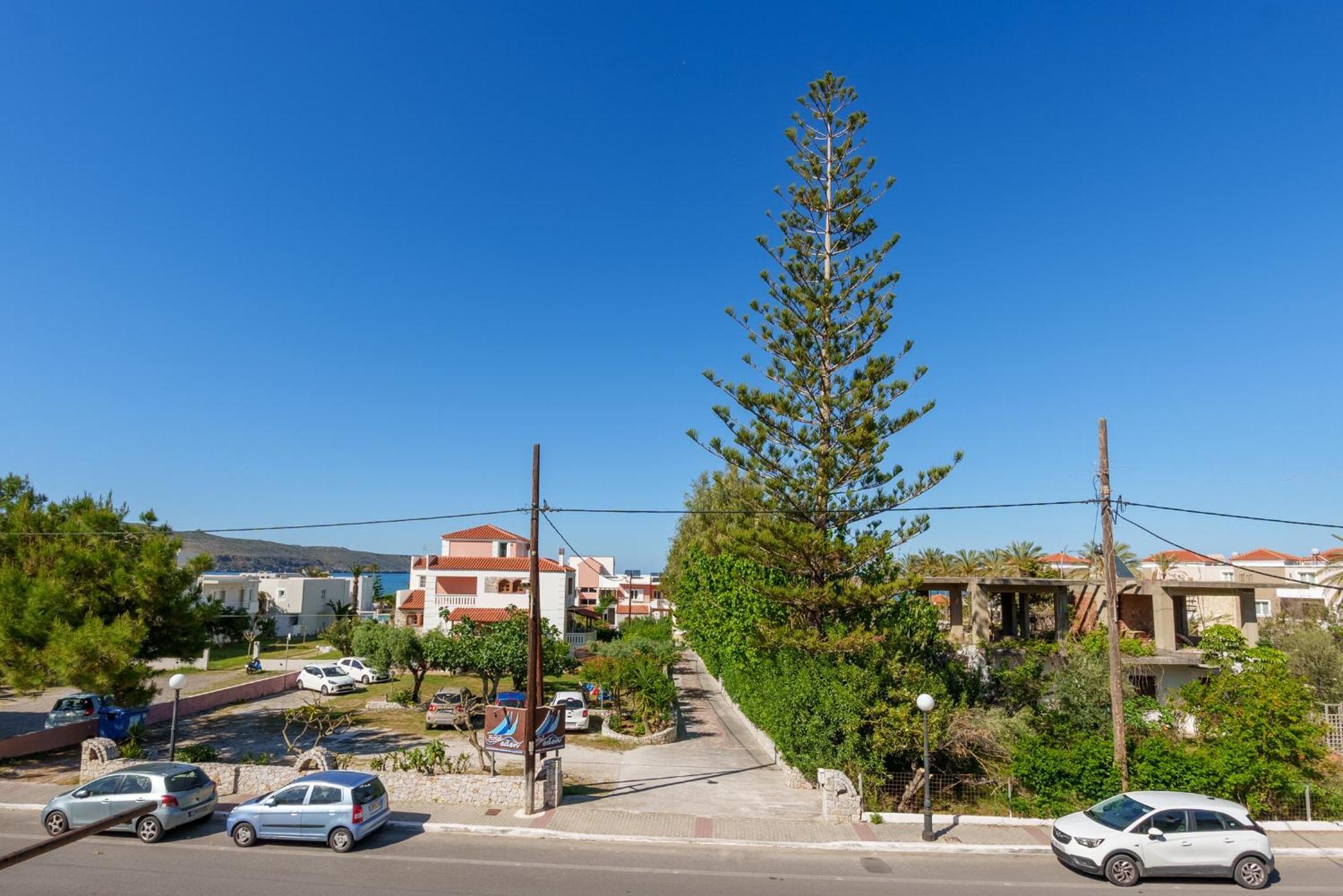 Nikos Apartments Агия-Марина Экстерьер фото