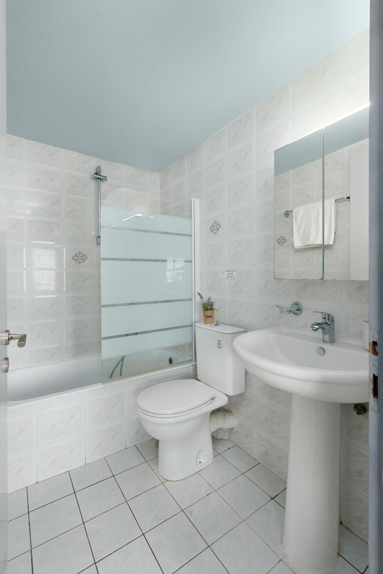 Nikos Apartments Агия-Марина Экстерьер фото